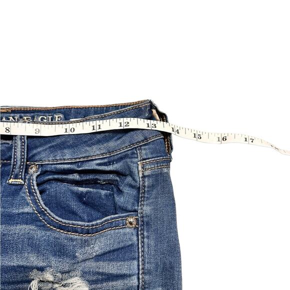American Eagle Skinny Bermuda Stretch Denim Jean Short Distressed size 2 - Picture 4 of 7